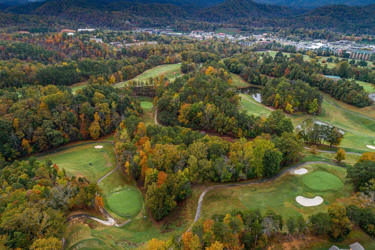Firefly Hollow Cabin - Smoky Mountains - Soaky Mountain Water Park - Sevierville Convention Center Pigeon Forge Eksteriør bilde